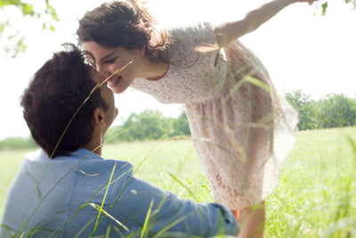 22 Signs of Love to Know if Your Love is Real