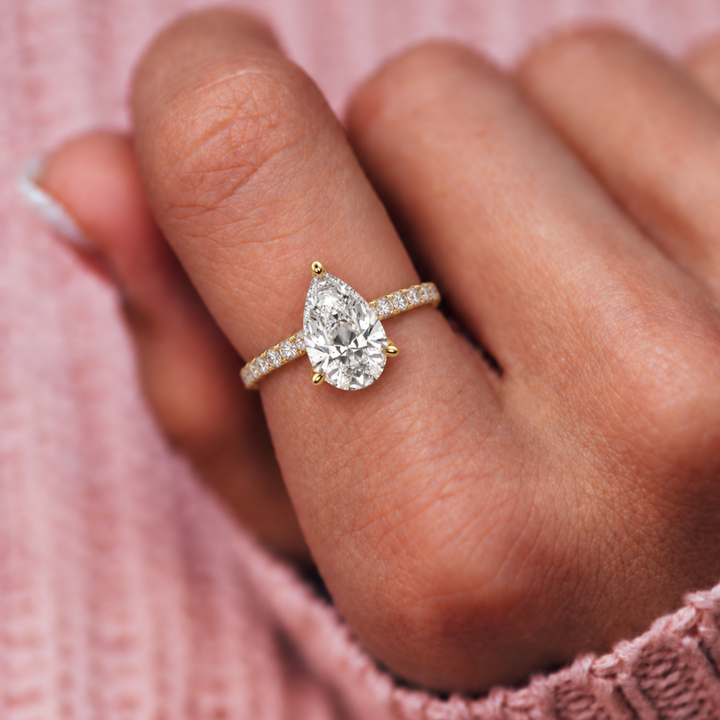 PEAR ÉLITAIRE RING