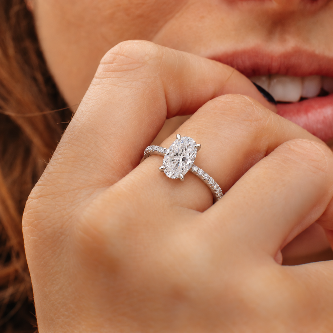 NYSA ÉLITAIRE RING